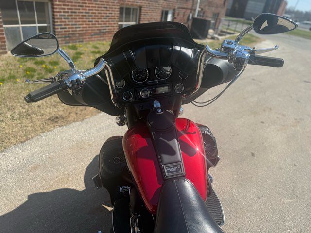 1999 Harley-Davidson Electra Glide FLHTCI Classic