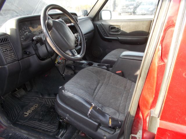 1999 Jeep Cherokee Sport