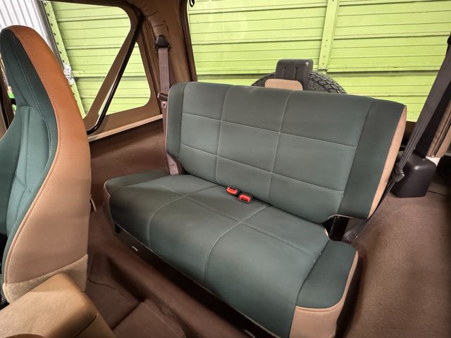 1999 Jeep Wrangler Sahara
