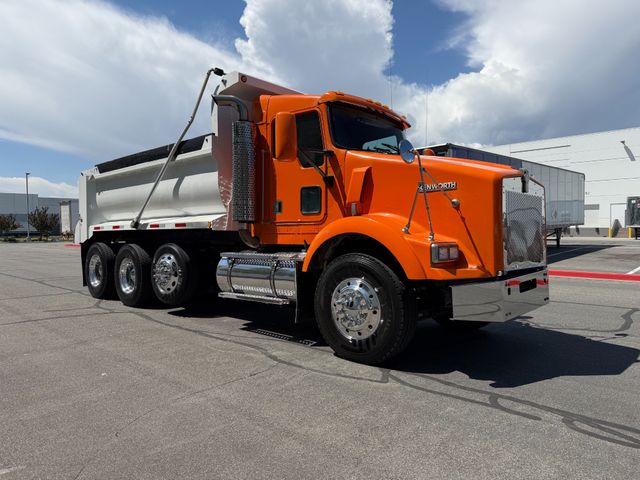 1999 Kenworth T800