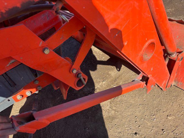 1999 Kubota L3710D Tractor  w/ LA681 Front End Loader Attachment