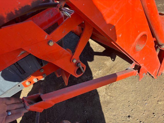 1999 Kubota L3710D Tractor  w/ LA681 Front End Loader Attachment