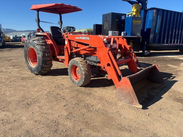1999 Kubota L3710D Tractor  w/ LA681 Front End Loader Attachment