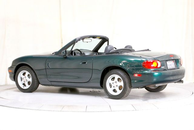 1999 Mazda MX-5 Miata  | Burbank, California | MDK International