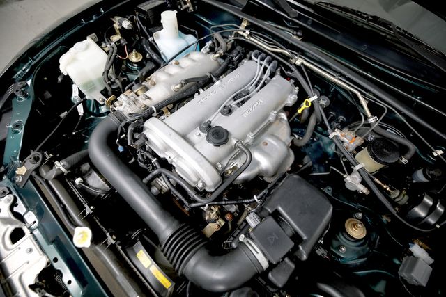 1999 Mazda MX-5 Miata  | Burbank, California | MDK International