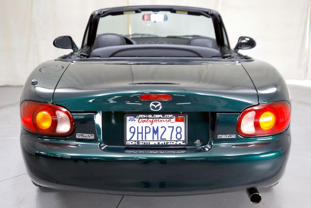 1999 Mazda MX-5 Miata  | Burbank, California | MDK International
