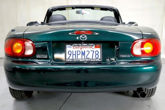 1999 Mazda MX-5 Miata | Burbank, California | MDK International 1999 Mazda MX-5 Miata | Burbank, California | MDK International