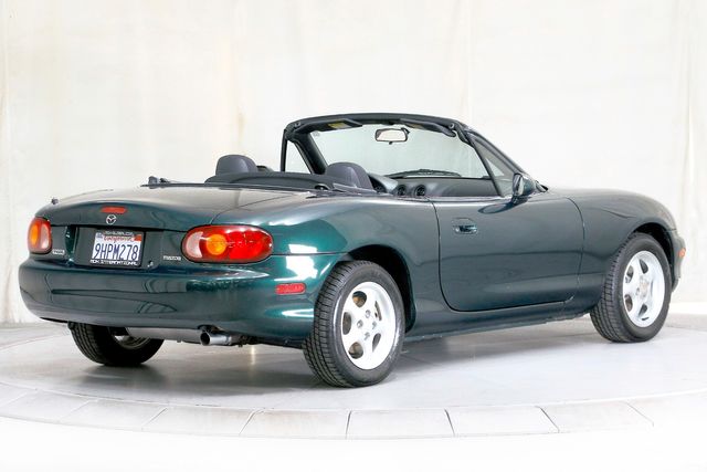 1999 Mazda MX-5 Miata | Burbank, California | MDK International 1999 Mazda MX-5 Miata | Burbank, California | MDK International