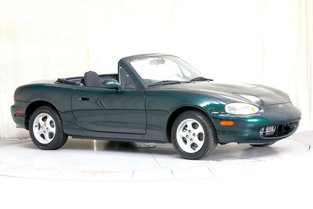 1999 Mazda MX-5 Miata | Burbank, California | MDK International 1999 Mazda MX-5 Miata | Burbank, California | MDK International