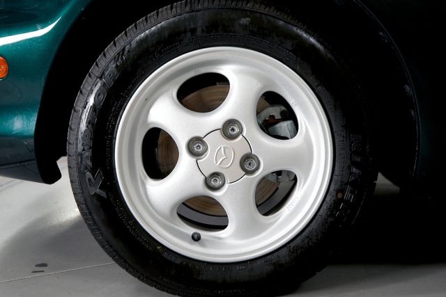 1999 Mazda MX-5 Miata  | Burbank, California | MDK International