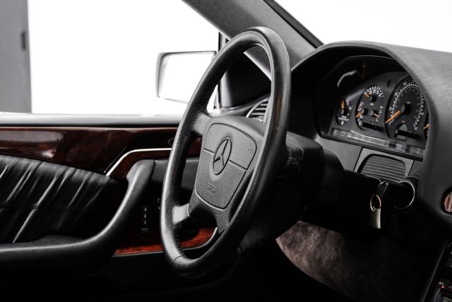 1999 Mercedes-Benz CL-Class CL 500 AMG SportPkg OneOwner AllServiceRecords | Dallas, TX | Stevens Motor Company LLC 1999 Mercedes-Benz CL-Class CL 500 AMG SportPkg OneOwner AllServiceRecords | Dallas, TX | Stevens Motor Company LLC