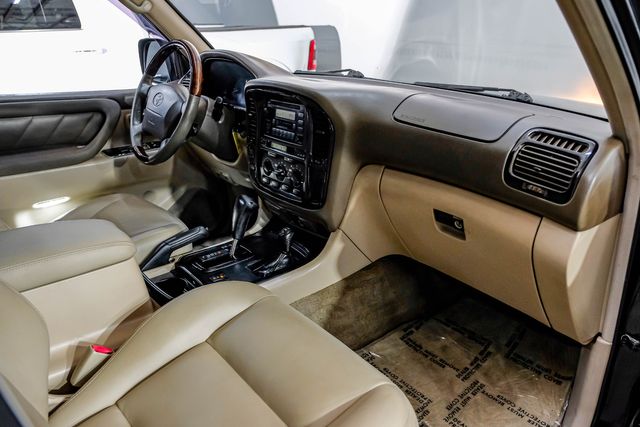 1999 Toyota Land Cruiser Locking Rear Diff 3RD ROW Leather LIFTED 33" A/T | Dallas, TX | East Dallas Diesel 1999 Toyota Land Cruiser Locking Rear Diff 3RD ROW Leather LIFTED 33" A/T | Dallas, TX | East Dallas Diesel