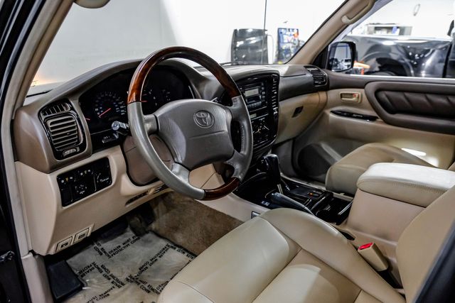 1999 Toyota Land Cruiser Locking Rear Diff 3RD ROW Leather LIFTED 33" A/T | Dallas, TX | East Dallas Diesel 1999 Toyota Land Cruiser Locking Rear Diff 3RD ROW Leather LIFTED 33" A/T | Dallas, TX | East Dallas Diesel