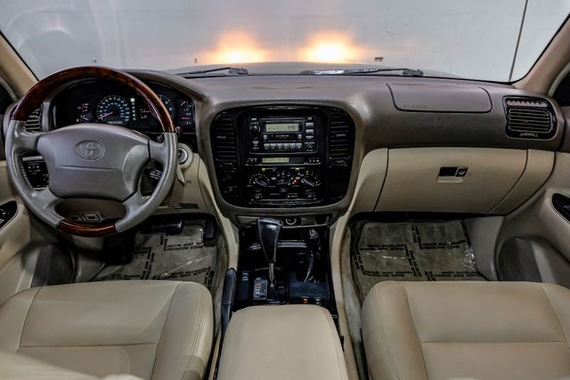 1999 Toyota Land Cruiser Locking Rear Diff 3RD ROW Leather LIFTED 33" A/T | Dallas, TX | East Dallas Diesel 1999 Toyota Land Cruiser Locking Rear Diff 3RD ROW Leather LIFTED 33" A/T | Dallas, TX | East Dallas Diesel