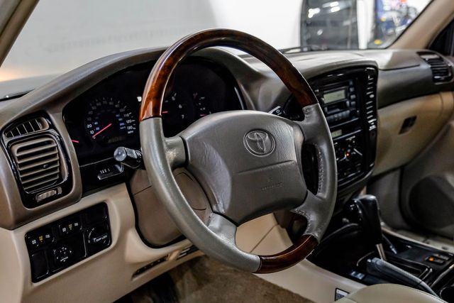 1999 Toyota Land Cruiser Locking Rear Diff 3RD ROW Leather LIFTED 33" A/T | Dallas, TX | East Dallas Diesel 1999 Toyota Land Cruiser Locking Rear Diff 3RD ROW Leather LIFTED 33" A/T | Dallas, TX | East Dallas Diesel