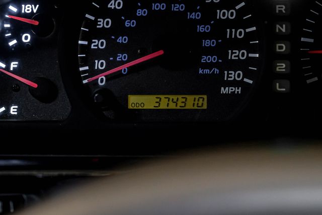 1999 Toyota Land Cruiser Locking Rear Diff 3RD ROW Leather LIFTED 33" A/T | Dallas, TX | East Dallas Diesel