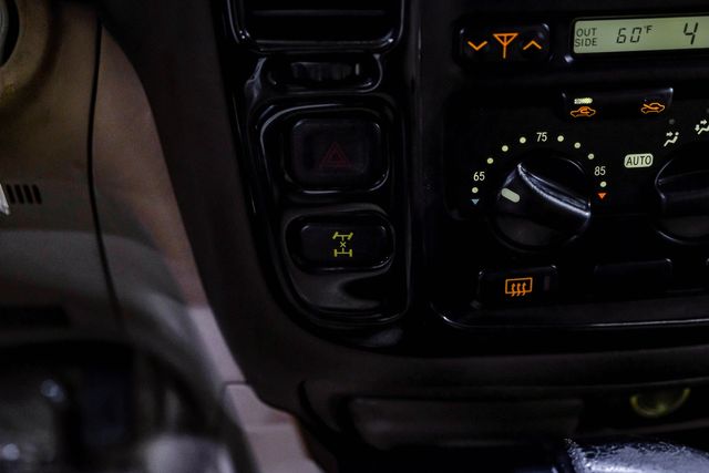 1999 Toyota Land Cruiser Locking Rear Diff 3RD ROW Leather LIFTED 33" A/T | Dallas, TX | East Dallas Diesel 1999 Toyota Land Cruiser Locking Rear Diff 3RD ROW Leather LIFTED 33" A/T | Dallas, TX | East Dallas Diesel