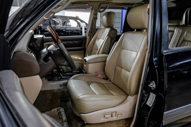 1999 Toyota Land Cruiser Locking Rear Diff 3RD ROW Leather LIFTED 33" A/T | Dallas, TX | East Dallas Diesel 1999 Toyota Land Cruiser Locking Rear Diff 3RD ROW Leather LIFTED 33" A/T | Dallas, TX | East Dallas Diesel