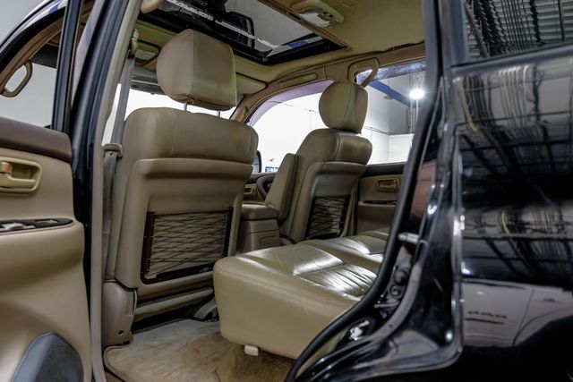 1999 Toyota Land Cruiser Locking Rear Diff 3RD ROW Leather LIFTED 33" A/T | Dallas, TX | East Dallas Diesel 1999 Toyota Land Cruiser Locking Rear Diff 3RD ROW Leather LIFTED 33" A/T | Dallas, TX | East Dallas Diesel