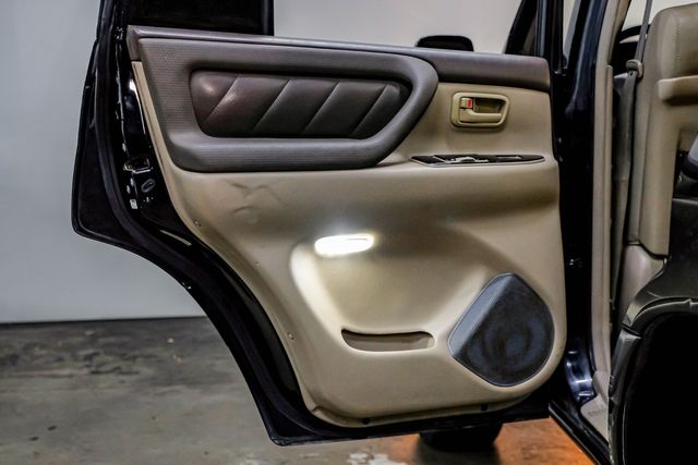 1999 Toyota Land Cruiser Locking Rear Diff 3RD ROW Leather LIFTED 33" A/T | Dallas, TX | East Dallas Diesel 1999 Toyota Land Cruiser Locking Rear Diff 3RD ROW Leather LIFTED 33" A/T | Dallas, TX | East Dallas Diesel