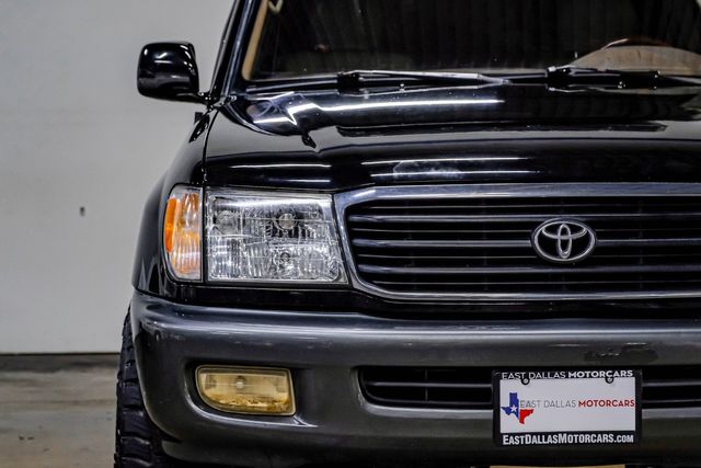 1999 Toyota Land Cruiser Locking Rear Diff 3RD ROW Leather LIFTED 33" A/T | Dallas, TX | East Dallas Diesel 1999 Toyota Land Cruiser Locking Rear Diff 3RD ROW Leather LIFTED 33" A/T | Dallas, TX | East Dallas Diesel