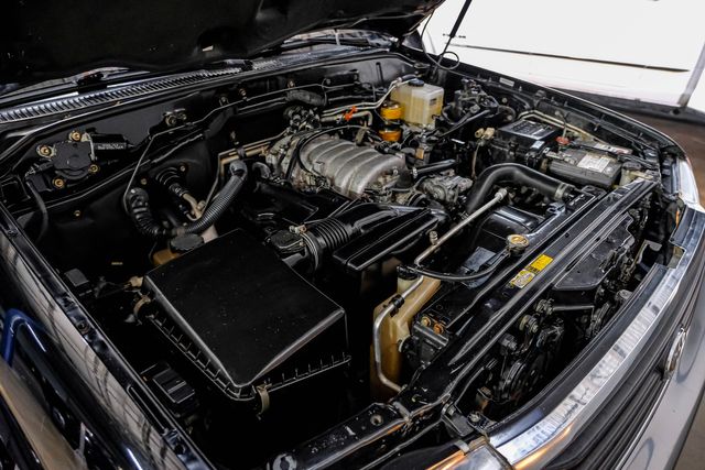 1999 Toyota Land Cruiser Locking Rear Diff 3RD ROW Leather LIFTED 33" A/T | Dallas, TX | East Dallas Diesel 1999 Toyota Land Cruiser Locking Rear Diff 3RD ROW Leather LIFTED 33" A/T | Dallas, TX | East Dallas Diesel