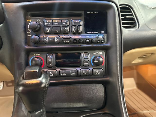 2000 Chevrolet Corvette CONV HUD, JL4 Magnesium, Bowling Green 1/777, 51k | Dallas, Texas | Corvette Warehouse 