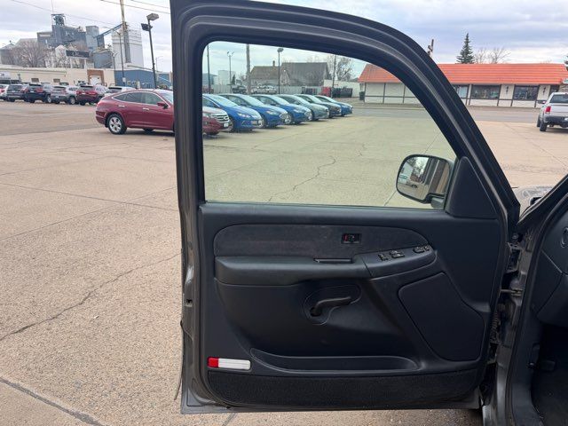 2000 Chevrolet Silverado 1500 Base | Dickinson, ND | Heiser Motors 2000 Chevrolet Silverado 1500 Base | Dickinson, ND | Heiser Motors