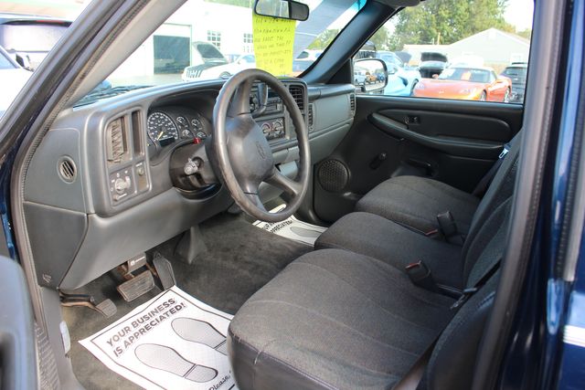 2000 Chevrolet Silverado 1500 Regular Cab Short Bed | Granite City, Illinois | MasterCars Company Inc. 2000 Chevrolet Silverado 1500 Regular Cab Short Bed | Granite City, Illinois | MasterCars Company Inc.