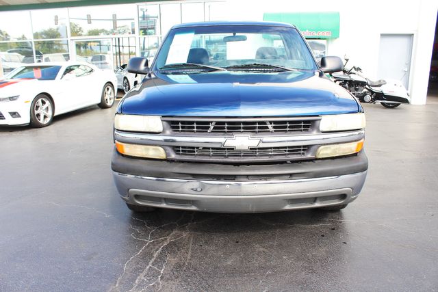 2000 Chevrolet Silverado 1500 Regular Cab Short Bed | Granite City, Illinois | MasterCars Company Inc. 2000 Chevrolet Silverado 1500 Regular Cab Short Bed | Granite City, Illinois | MasterCars Company Inc.
