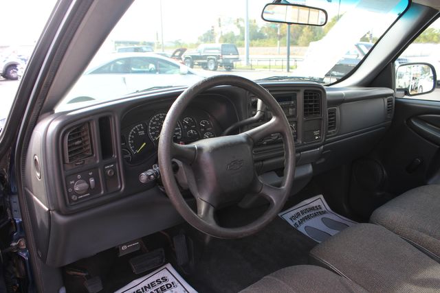 2000 Chevrolet Silverado 1500 Regular Cab Short Bed | Granite City, Illinois | MasterCars Company Inc. 2000 Chevrolet Silverado 1500 Regular Cab Short Bed | Granite City, Illinois | MasterCars Company Inc.
