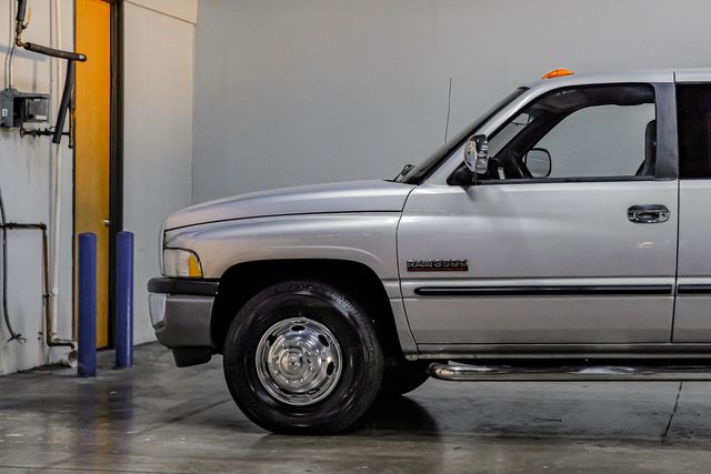 2000 Dodge Ram 3500 SLT 5.9L Cummins 6-SPD MANUAL 2 Owner Texas Truck | Dallas, TX | East Dallas Diesel