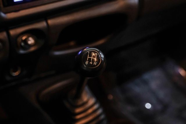 2000 Dodge Ram 3500 SLT 5.9L Cummins 6-SPD MANUAL 2 Owner Texas Truck | Dallas, TX | East Dallas Diesel