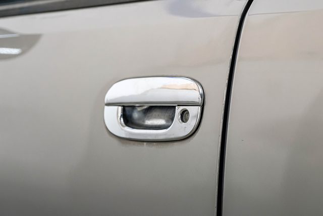 2000 Dodge Ram 3500 SLT 5.9L Cummins 6-SPD MANUAL 2 Owner Texas Truck | Dallas, TX | East Dallas Diesel 2000 Dodge Ram 3500 SLT 5.9L Cummins 6-SPD MANUAL 2 Owner Texas Truck | Dallas, TX | East Dallas Diesel