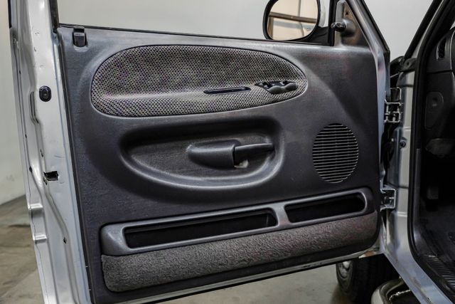 2000 Dodge Ram 3500 SLT 5.9L Cummins 6-SPD MANUAL 2 Owner Texas Truck | Dallas, TX | East Dallas Diesel