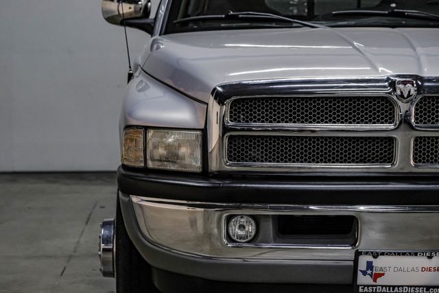 2000 Dodge Ram 3500 SLT 5.9L Cummins 6-SPD MANUAL 2 Owner Texas Truck | Dallas, TX | East Dallas Diesel