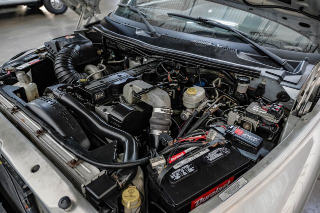 2000 Dodge Ram 3500 SLT 5.9L Cummins 6-SPD MANUAL 2 Owner Texas Truck | Dallas, TX | East Dallas Diesel 2000 Dodge Ram 3500 SLT 5.9L Cummins 6-SPD MANUAL 2 Owner Texas Truck | Dallas, TX | East Dallas Diesel