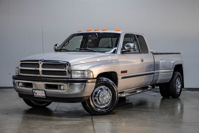 2000 Dodge Ram 3500 SLT 5.9L Cummins 6-SPD MANUAL 2 Owner Texas Truck | Dallas, TX | East Dallas Diesel 2000 Dodge Ram 3500 SLT 5.9L Cummins 6-SPD MANUAL 2 Owner Texas Truck | Dallas, TX | East Dallas Diesel