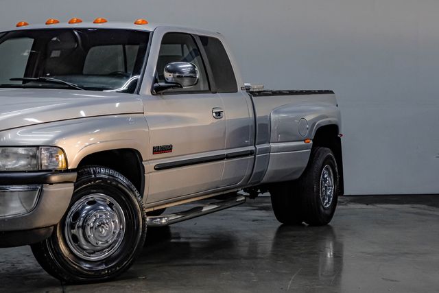 2000 Dodge Ram 3500 SLT 5.9L Cummins 6-SPD MANUAL 2 Owner Texas Truck | Dallas, TX | East Dallas Diesel