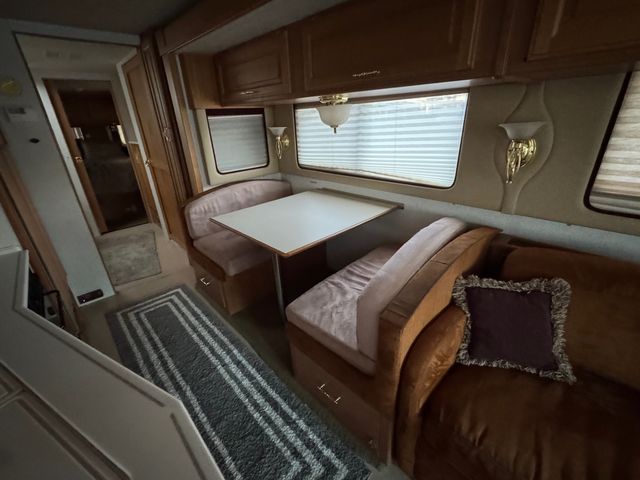 2000 FLEETWOOD DISCOVERY 37V