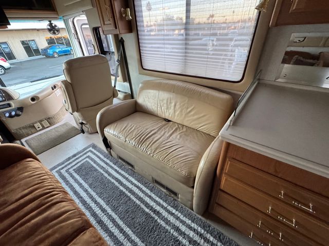 2000 FLEETWOOD DISCOVERY 37V
