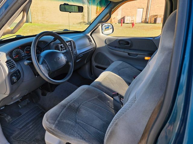 2000 Ford F-150 XLT 2000 Ford F-150 XLT