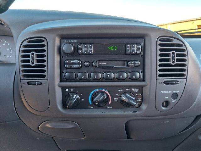 2000 Ford F-150 XLT 2000 Ford F-150 XLT