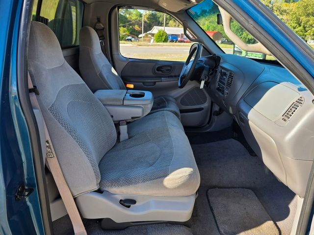 2000 Ford F-150 XLT 2000 Ford F-150 XLT