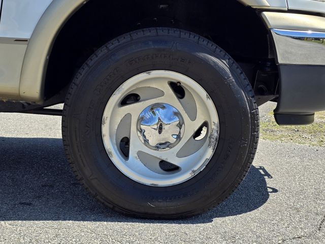 2000 Ford F-150 XLT 2000 Ford F-150 XLT