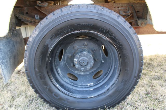 2000 Ford F-450 Diesel 4x4 Utility | Roscoe, IL | Autoland Outlets 2000 Ford F-450 Diesel 4x4 Utility | Roscoe, IL | Autoland Outlets
