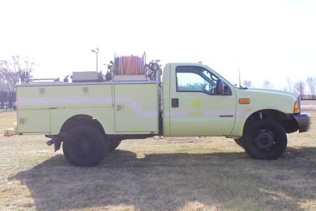 2000 Ford F-450 Diesel 4x4 Utility | Roscoe, IL | Autoland Outlets 2000 Ford F-450 Diesel 4x4 Utility | Roscoe, IL | Autoland Outlets