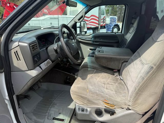 2000 Ford F-550