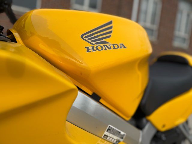 2000 Honda Interceptor VFR-800