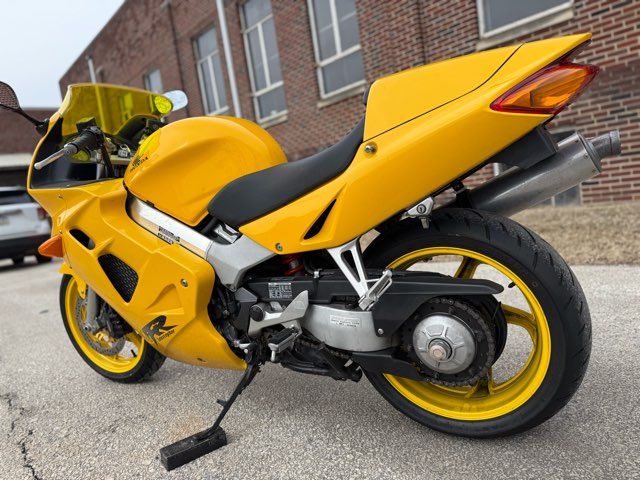 2000 Honda Interceptor VFR-800
